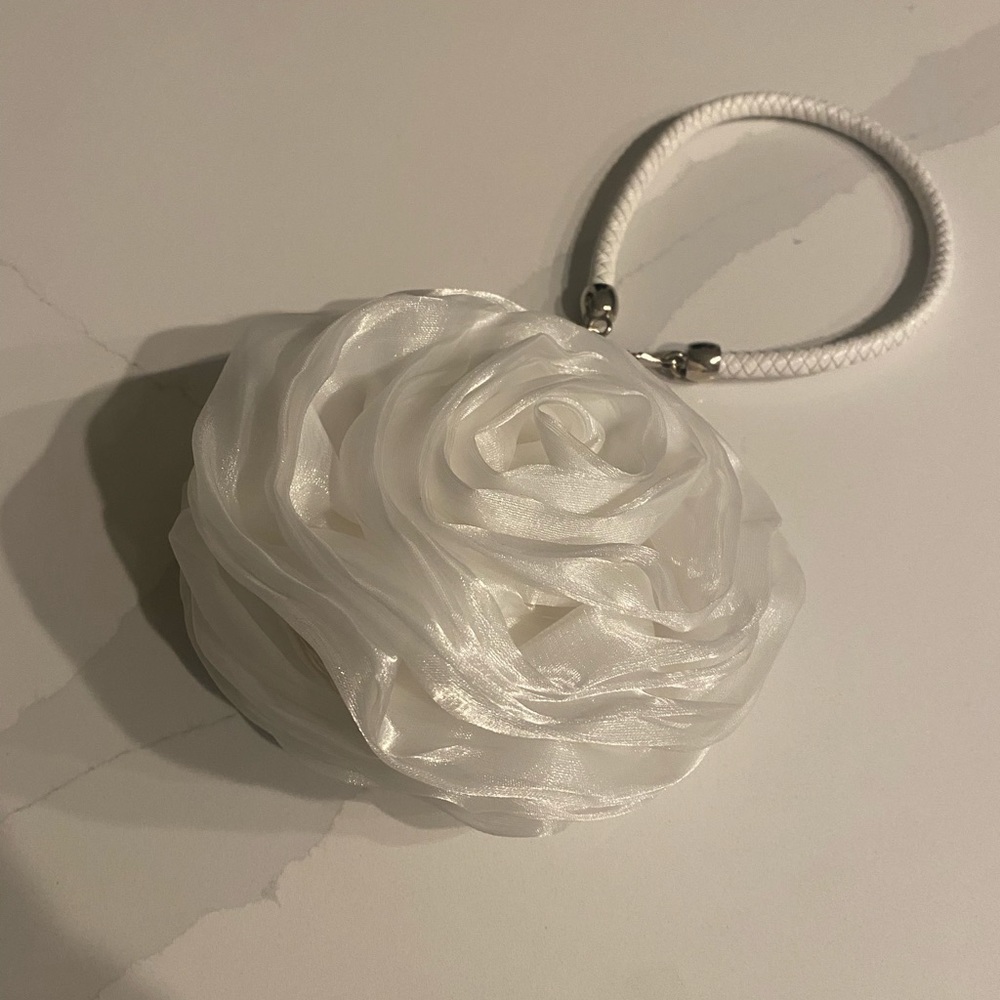 Hand bag